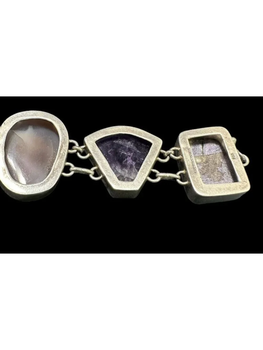Handmade ancient echos